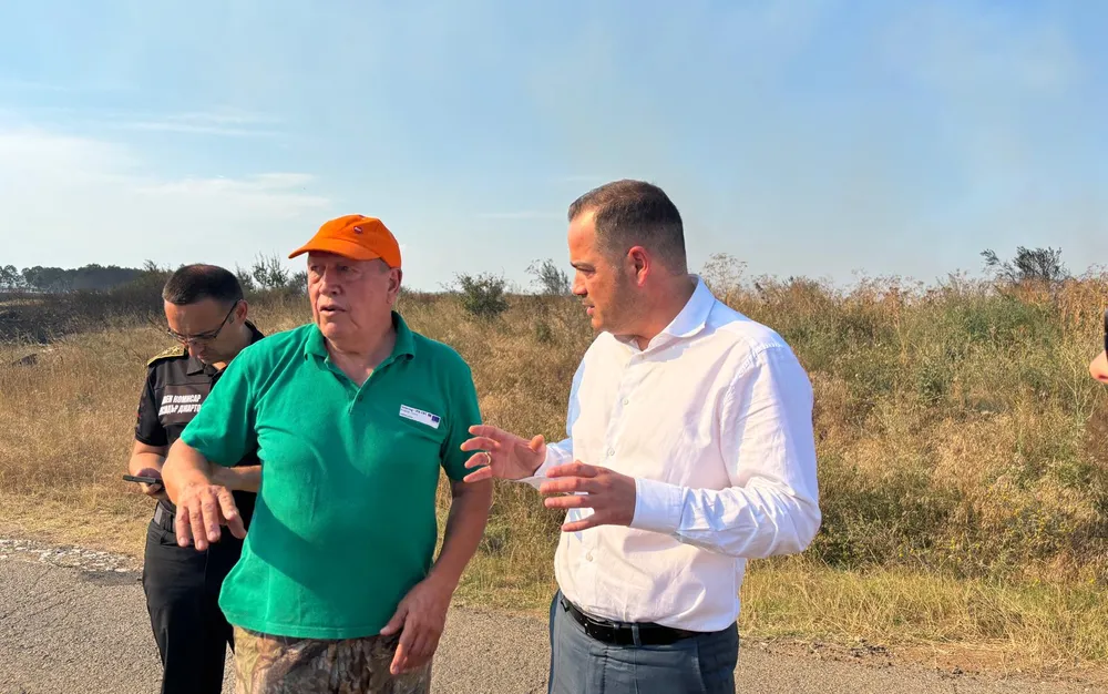 ПП-ДБ и "Възраждане" поискаха оставката на Калин Стоянов заради пожарите - ОБОБЩЕНИЕ - СНИМКИ - ВИДЕО