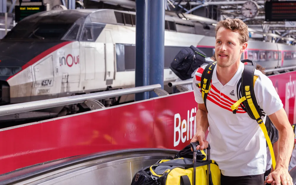 Глобалният срив на мрежата забавя пристигането на олимпийците в Париж