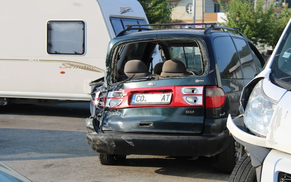 Жена и дете загинаха при тежка катастрофа на „Струма“ при Бобошево - подробности - СНИМКИ - ВИДЕО