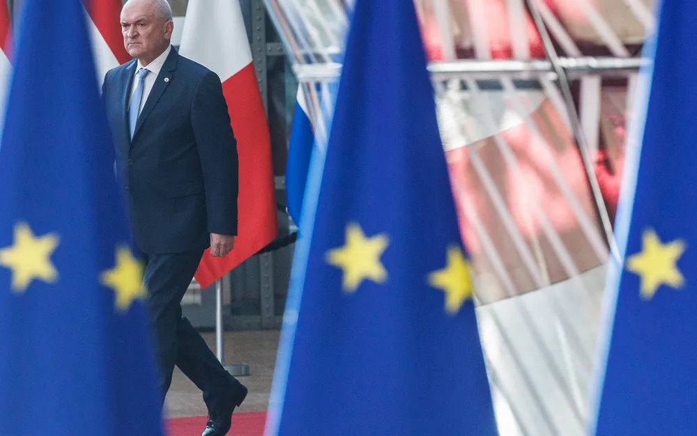 Брюксел удължи икономическите санкции срещу Русия с още 6 месеца