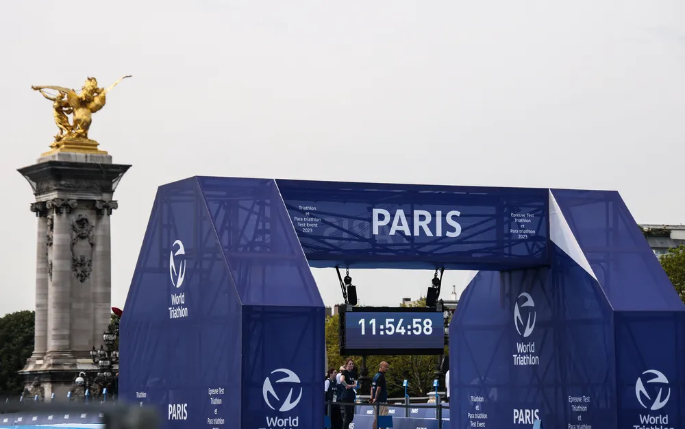 Франция прихваща 6 дрона дневно в близост до олимпийските обекти