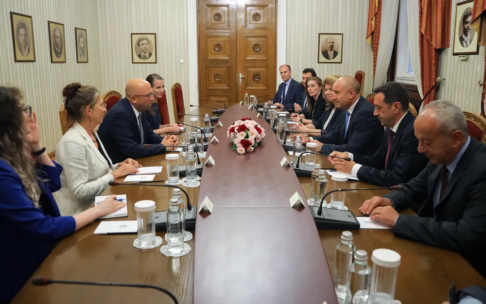 Президентство: МС е виновно да нямаме посланик в Украйна