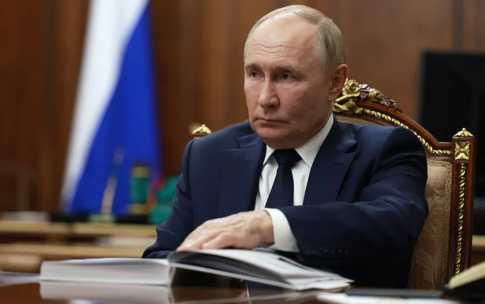 Путин посрещна в Москва освободените от Запада руски затворници - СНИМКИ