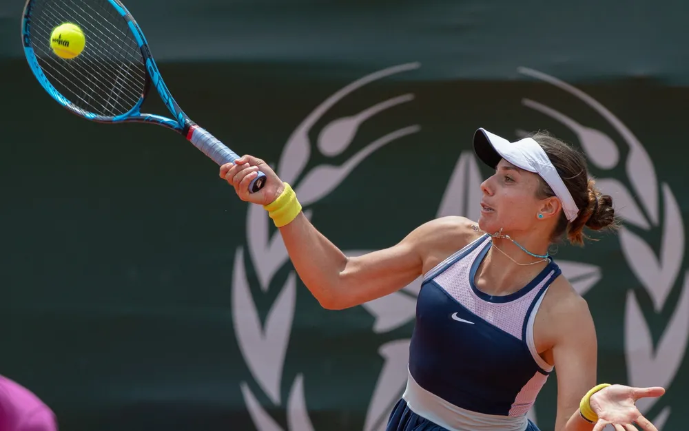 Виктория Томова отпадна в първия кръг на турнира в Торонто