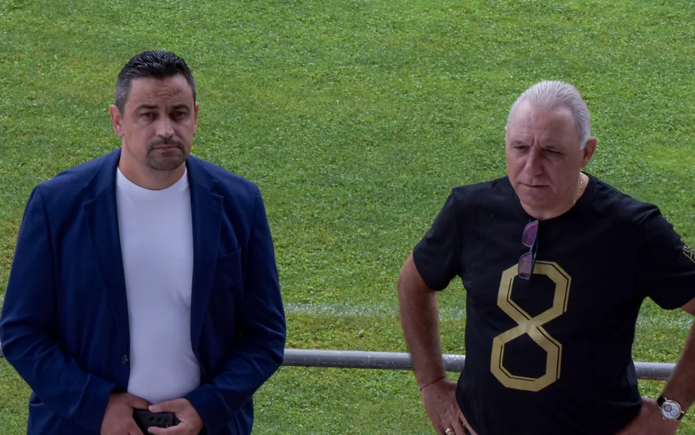 Легендата Христо Стоичков зарадва децата от Марица камп 2024