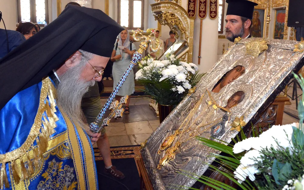 В Хасково пристигна чудотворната икона на Пресвета Богородица – „Златна ябълка“ - подробности - СНИМКИ