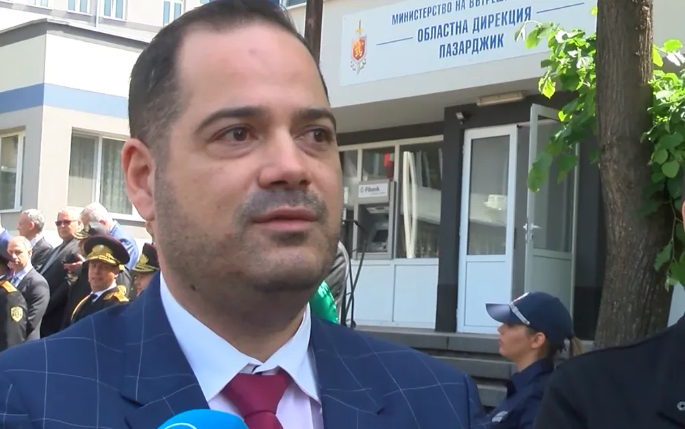 Правителството предлага Калин Калинов да бъде назначен за Началник на ВВМУ