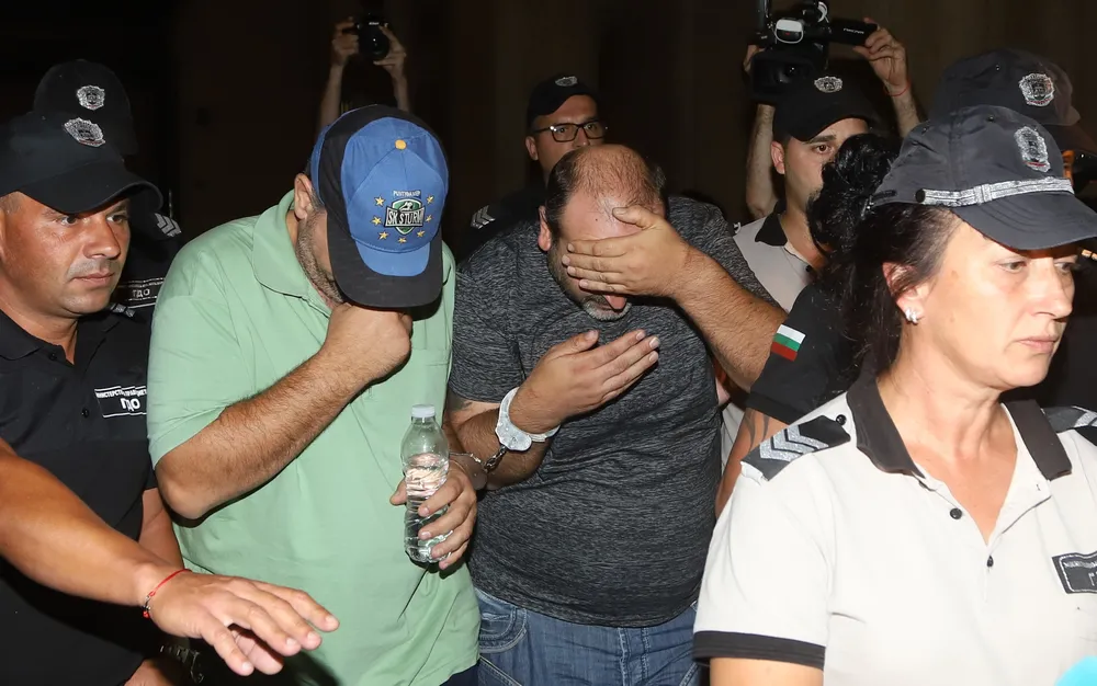 Доживотен затвор получиха Георги Нанчев и Пламен Шляпашки за убийството на семейство край Негован