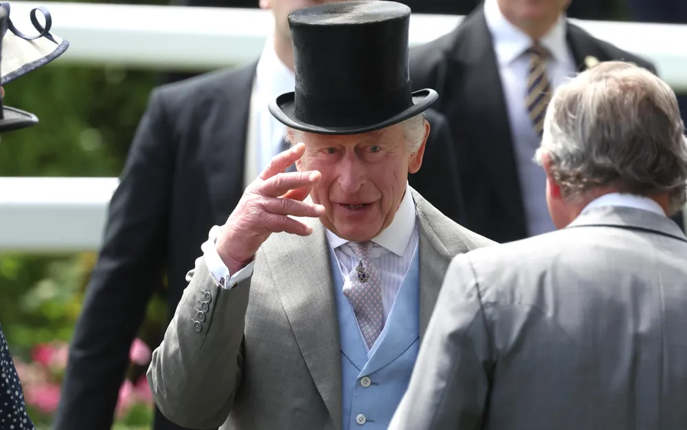 Монета от 1 паунд с лика на крал Чарлз III влиза в обращение