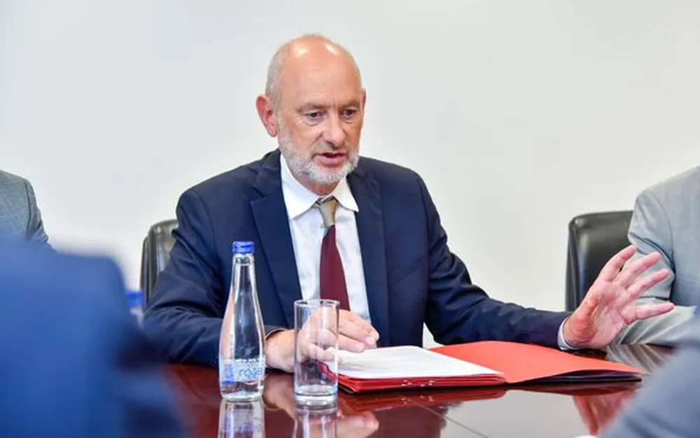 Скопие: Преговорната рамка няма да се променя, „отложеното действие“ на конституционните промени е гаранция за РСМ