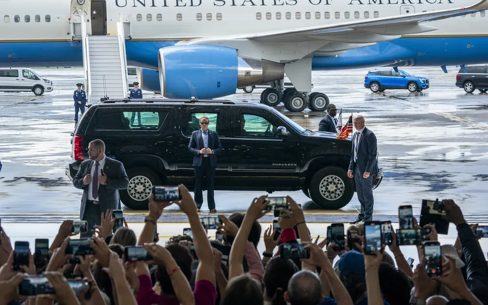 Множество агенти на Сикрет сървис са пуснати в отпуск след опита за убийство срещу Тръмп