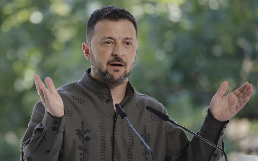 Зеленски призовава Европа да помогне за свалянето на руски дронове и ракети - подробности