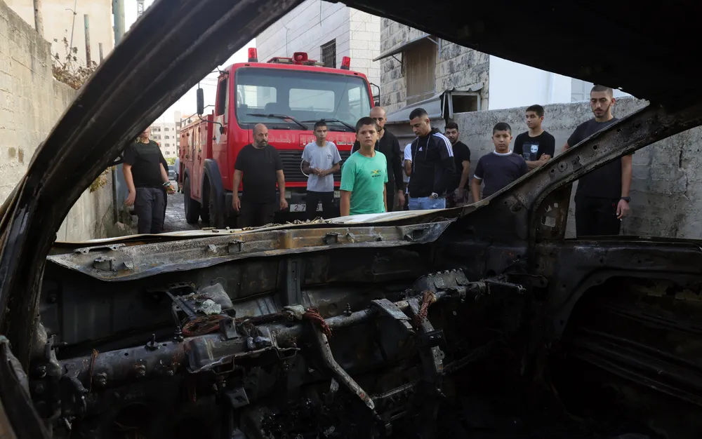 Израелските военни атакуваха хуманитарен конвой в Газа