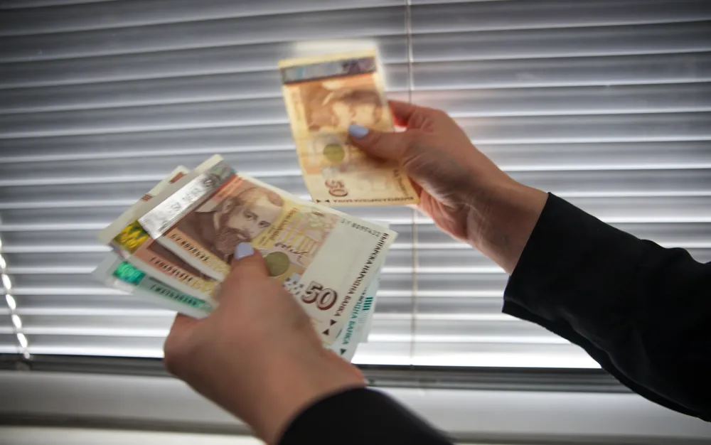 Размерът на фискалния резерв към 31 юли е 11 089,4 млн. лева