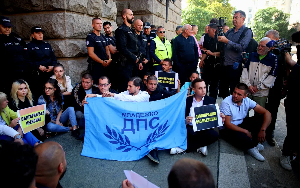 ЦИК ще заседава извънредно заради регистрацията на ДПС - СНИМКИ - ВИДЕО