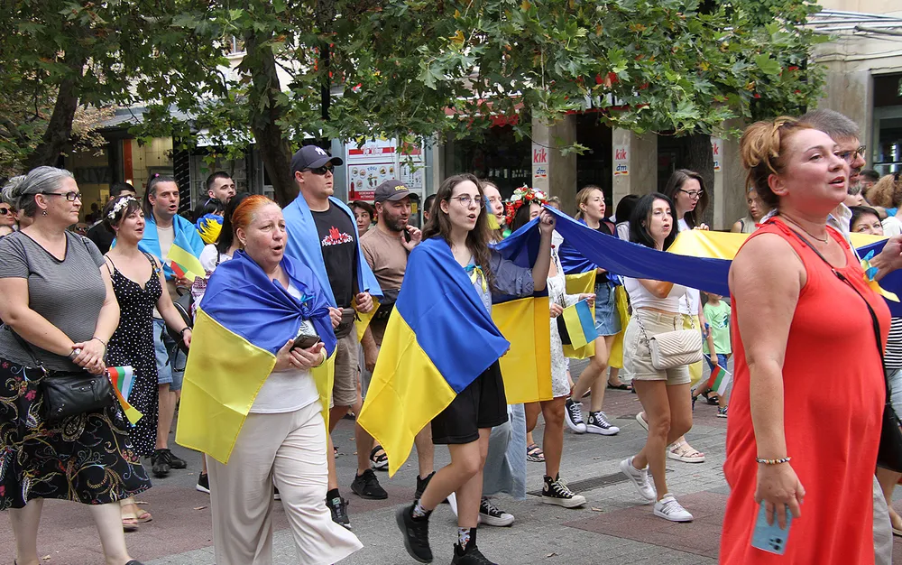 Над 60 000 души от Украйна със статут на временна закрила в България