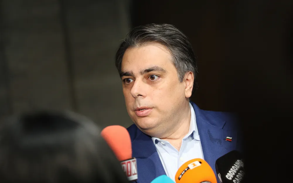 Асен Василев: Борисов да излезе от храстите и да се приемат антикорупционните закони по ПВУ - подробности - СНИМКИ - ВИДЕО