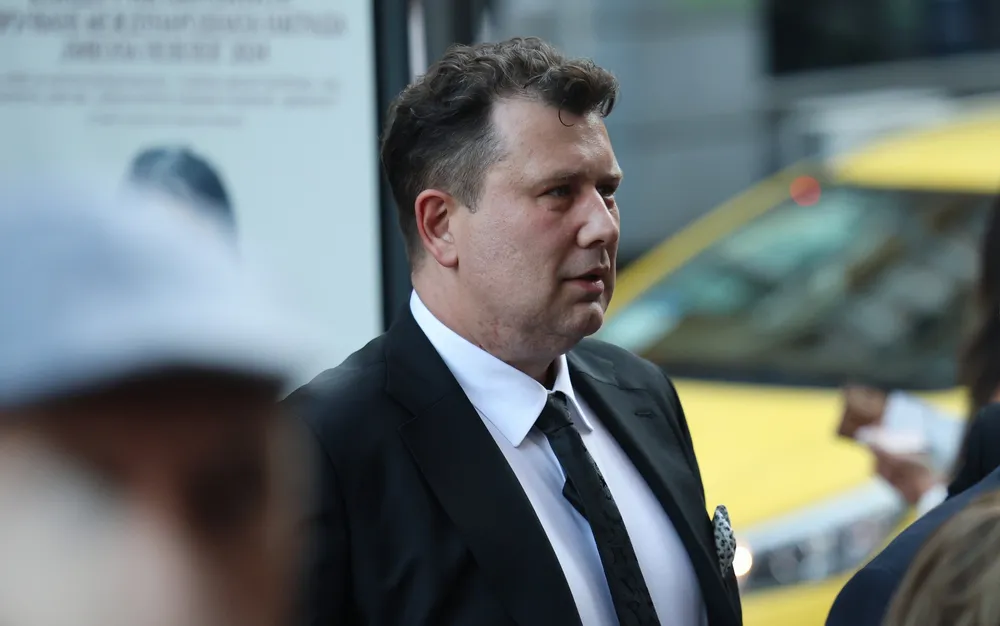 Скопие поиска обяснение от българския посланик за снимката със знамето на България