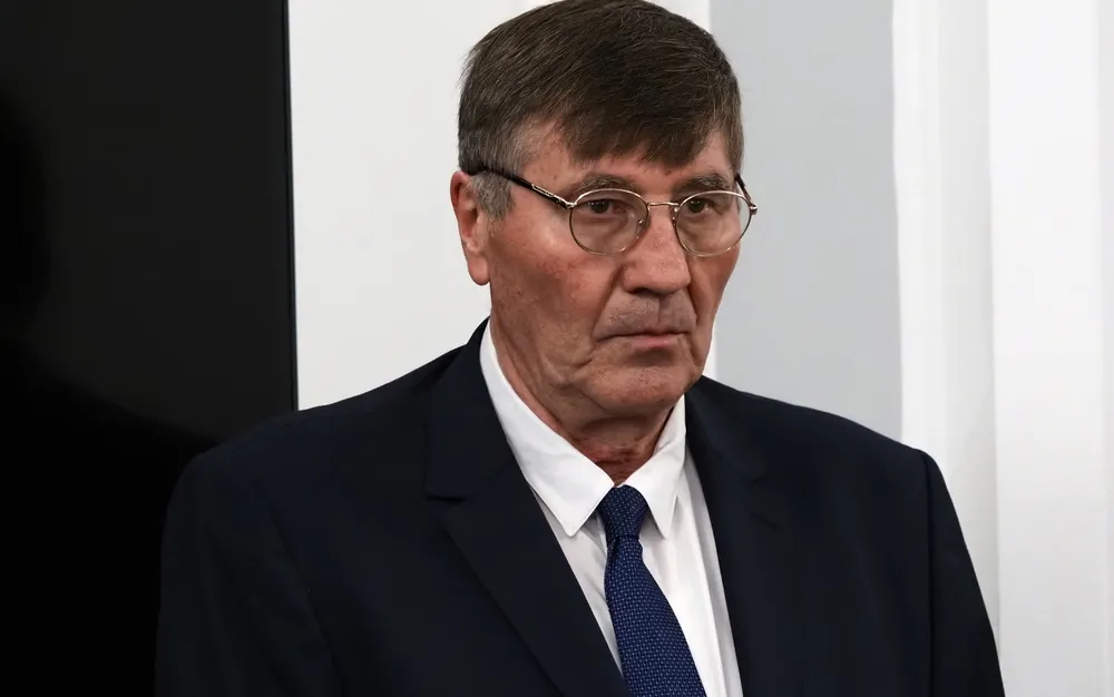 Министър Глушков беше гост на тържеството за 50-годишнината на Спортно училище „Ген. Владимир Стойчев“