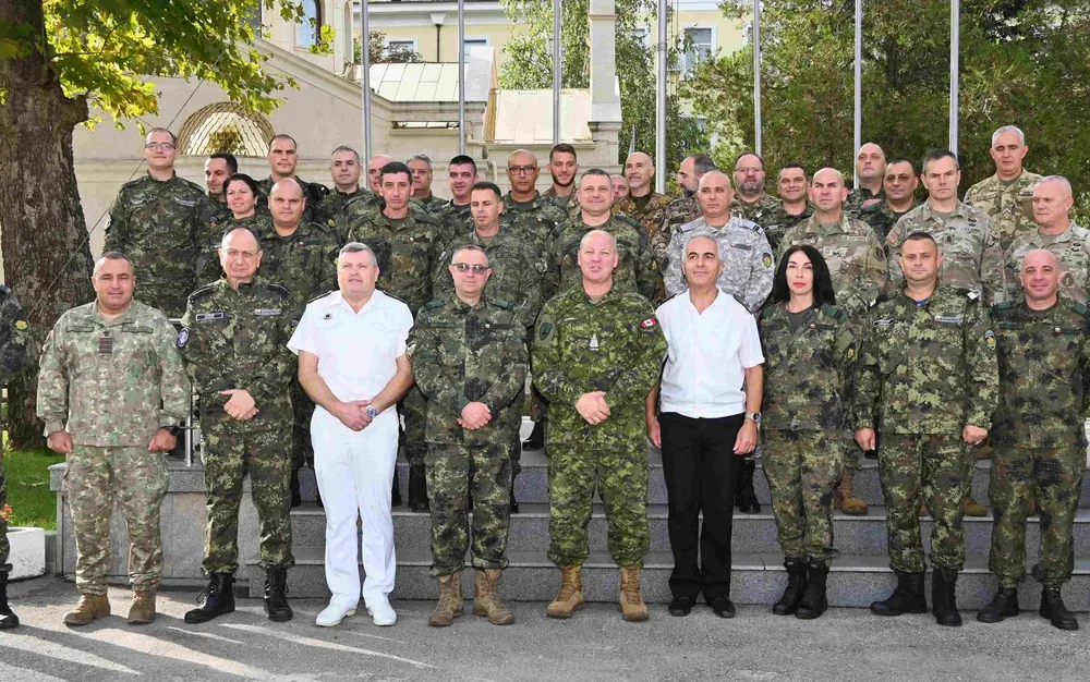 Във Варна се провежда среща на главните сержанти на командвания на НАТО и главните сержанти от Югоизточния фланг - СНИМКА