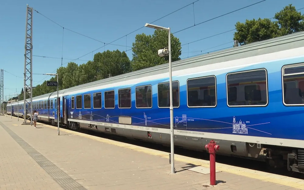 Влак прегази жена край Белово