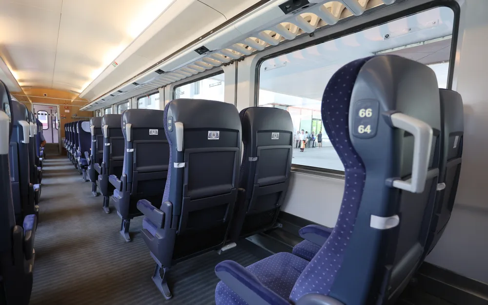 Предстои обществено обсъждане на проекта на График за движение на влаковете за 2025 г.