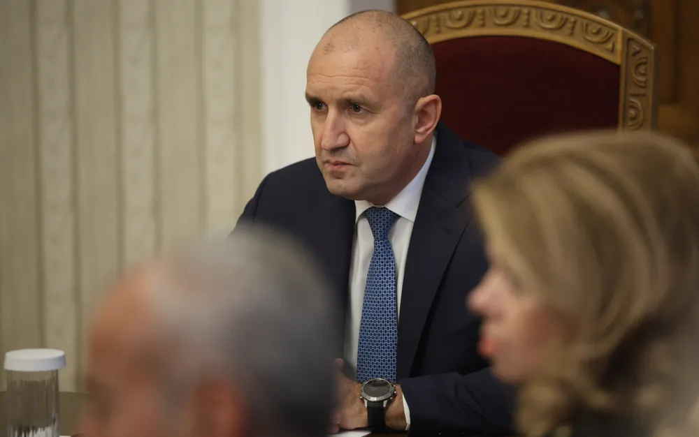 Радев: България е готова да подкрепи инвестиции в развитието на дигиталната инфраструктура и свързаността - СНИМКИ