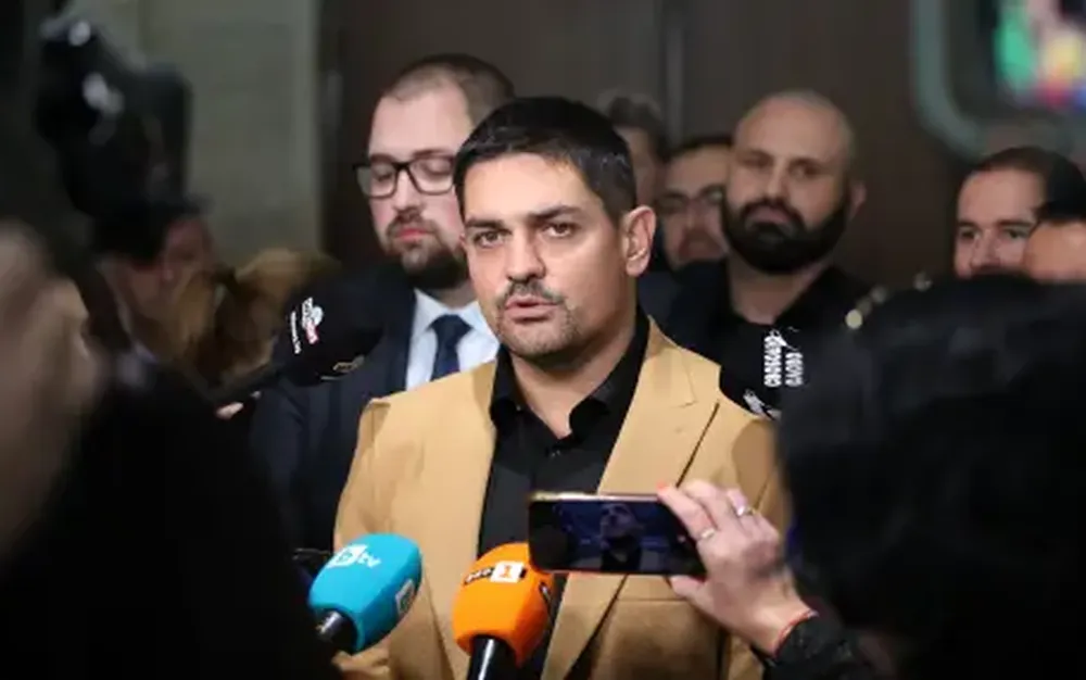 Радостин Василев след срещата с "Обединената левица": Обединението трябва да бъде срещу Борисов и Пеевски