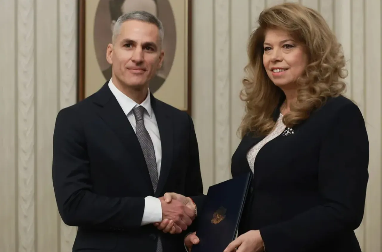 Йотова дава една седмица на Гюров за състав на служебен кабинет