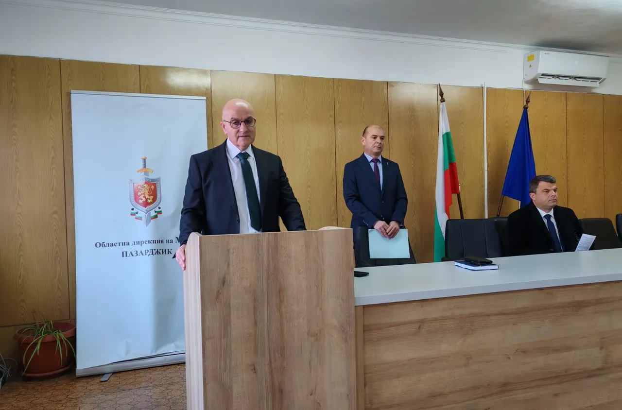 ПЪРВО В Tutun.bg: Рокади в полицията в Пазарджик