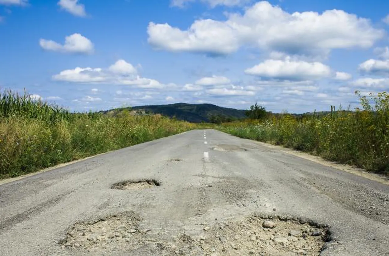Жители на няколко села излизат на протест и блокират пътя Ямбол–Средец на 1 май