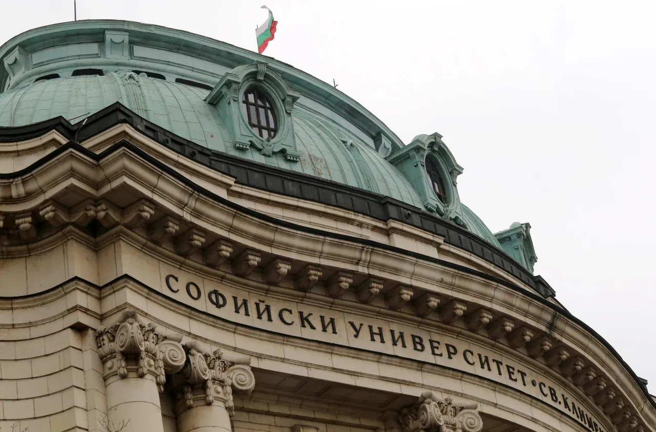 СУ организира благотворителен базар "Купи книга, дари надежда" за деца в нужда