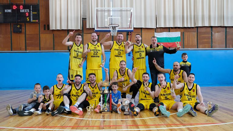 Миньор 2015 е новият шампион при момчетата до 15 г.