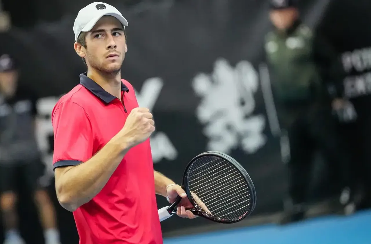 Александър Донски постигна четири победи за ден и се класира за финала на двойки в Претория