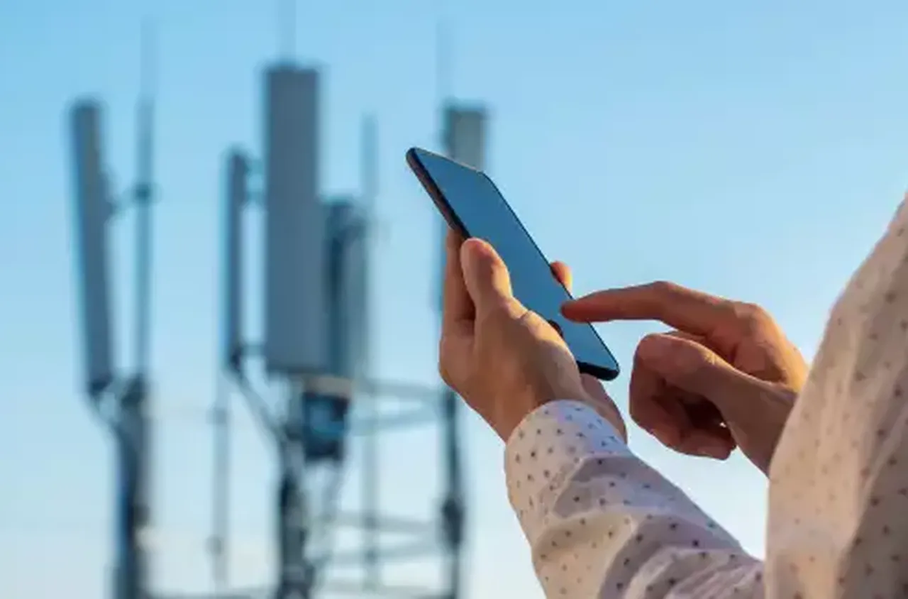 Кирил Добрев: Смущенията при мобилните оператори са от техническо естество, не става въпрос за кибератака