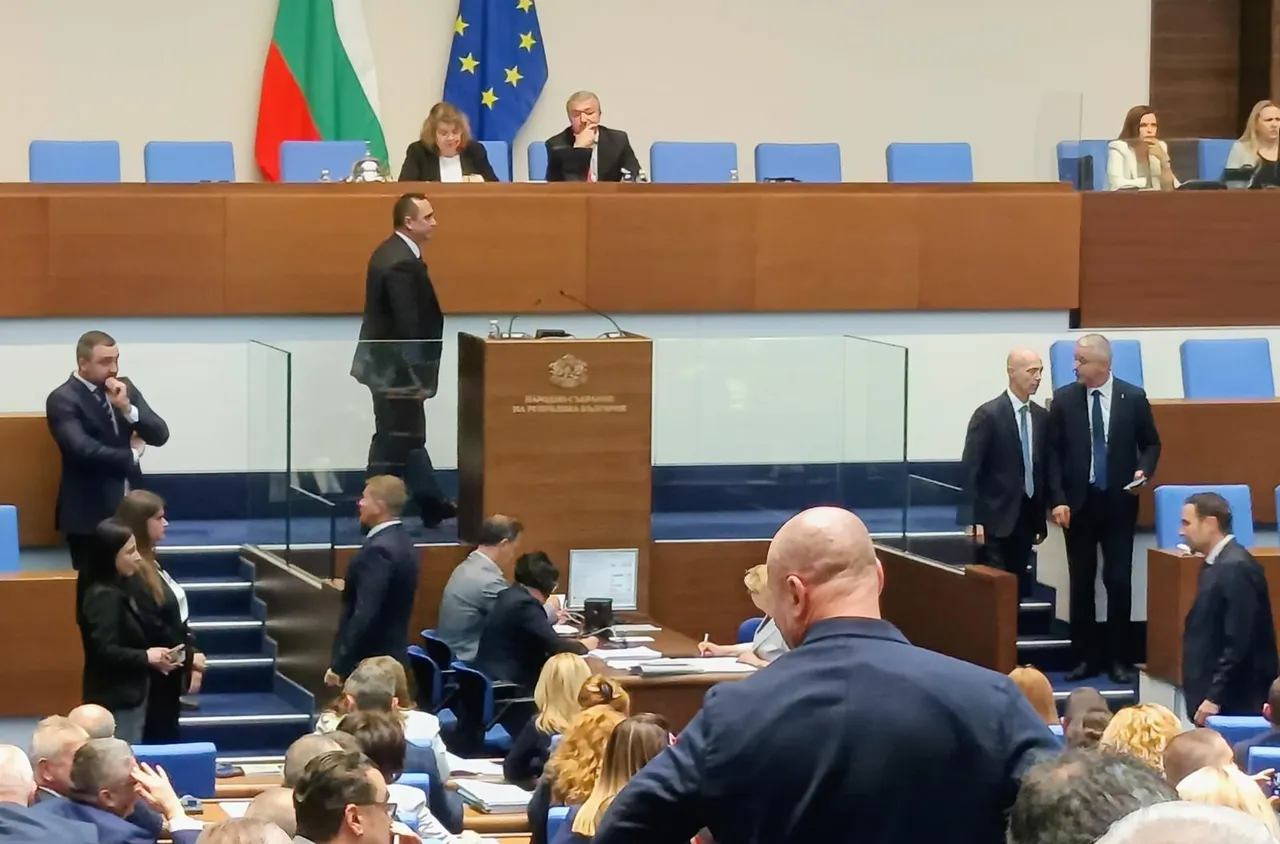 „ДПС-Ново начало“ настоя за отнемане на имунитета на депутати от „Възраждане“