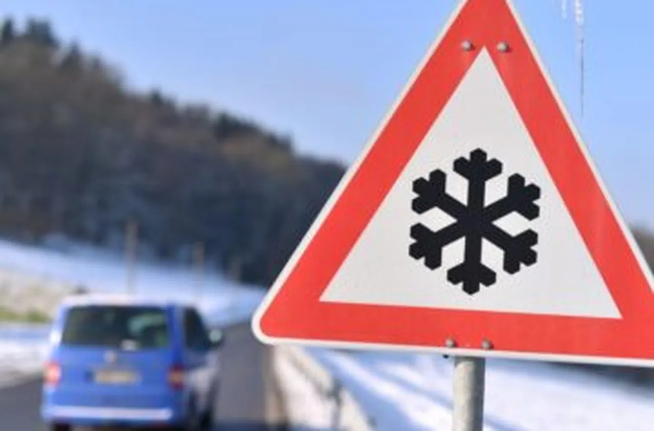 Зимни условия в Добричка област, без ток в Камен бряг, нарушено водоснабдяване в Балчик и седем села