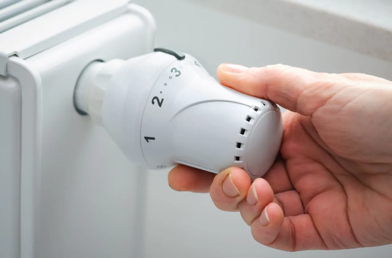 До 40% по-високи сметки за парно са нормални през зимата, уверяват от асоциацията на топлофикациите