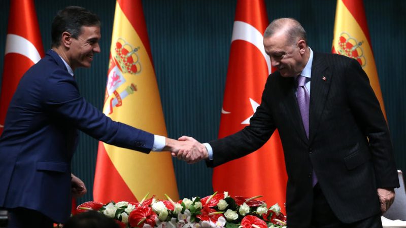 Испания и Турция разширяват икономическото партньорство - СНИМКИ