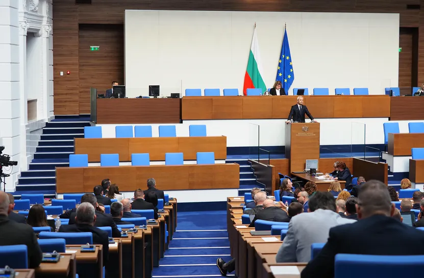 Парламентът отхвърли изслушване на премиера и министри по казуса със завода за барут в Смядово