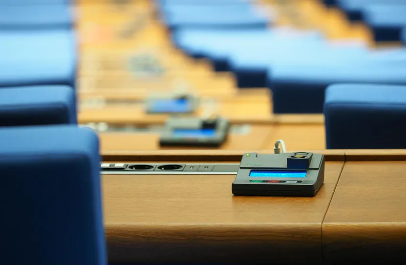 Парламентът одобри възстановяването на ПГ на МЕЧ