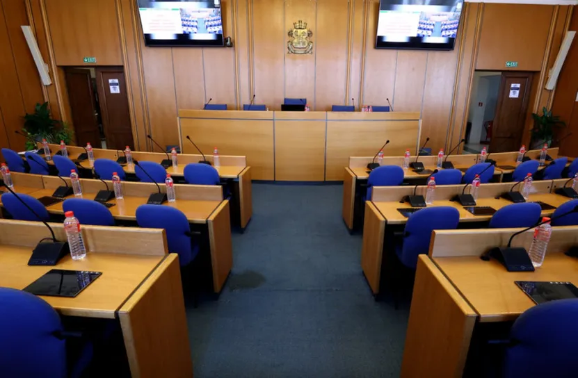 Столичният общински съвет се събира извънредно заради проблема с боклука в София