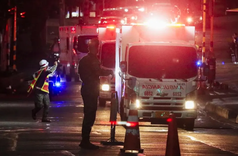 Военен самолет се разби в Колумбия: Най-малко 33 жертви и десетки ранени след трагедията (ОБНОВЕНА)