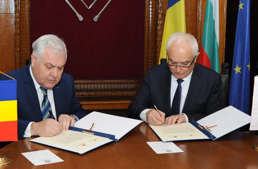 Запрянов и румънският министър обсъдиха сигурността в Черноморския регион