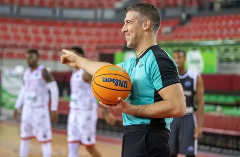 Български съдия ще ръководи мач от полуфиналите на ФИБА Къп