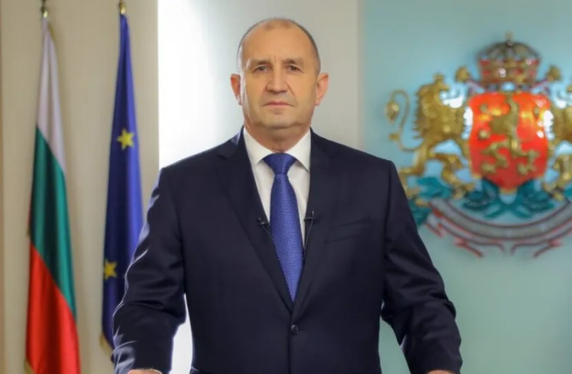 Радев внесе в парламента искане за референдум относно въвеждането на еврото