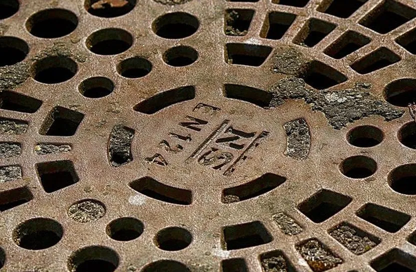 Поройни дъждове наводниха домове и църква в Хасково