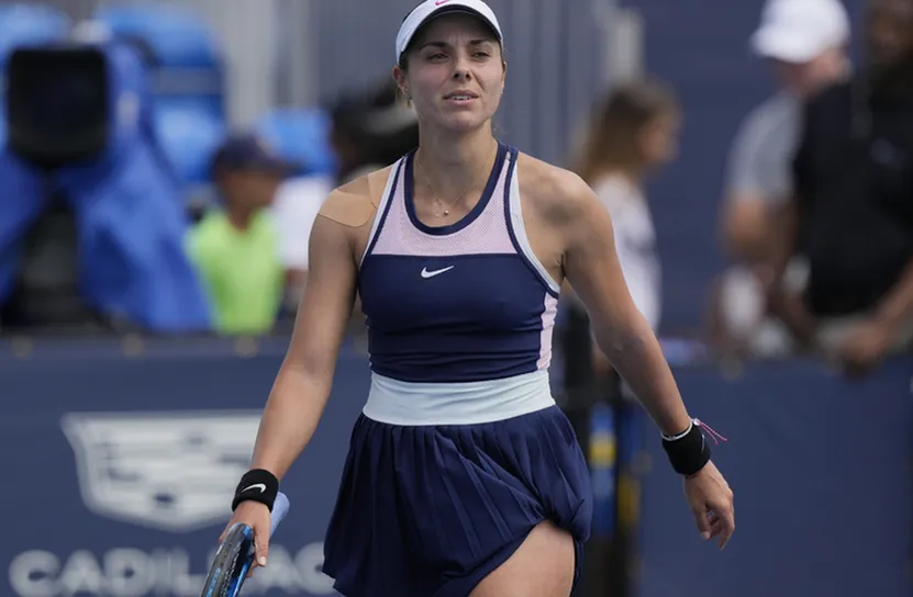 Виктория Томова шокира на Индиън Уелс с победа в първия кръг