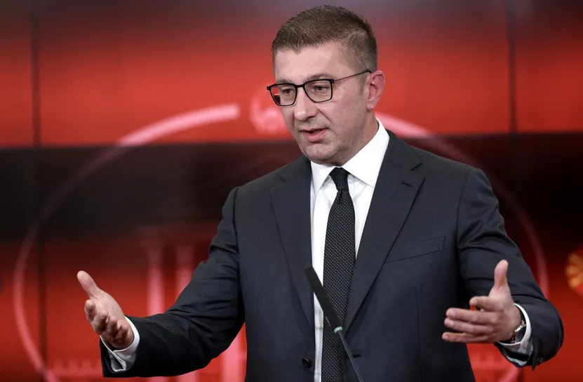 Мицкоски: Няма да отстъпим пред натиска от България, Европейският парламент трябва да признае македонската идентичност