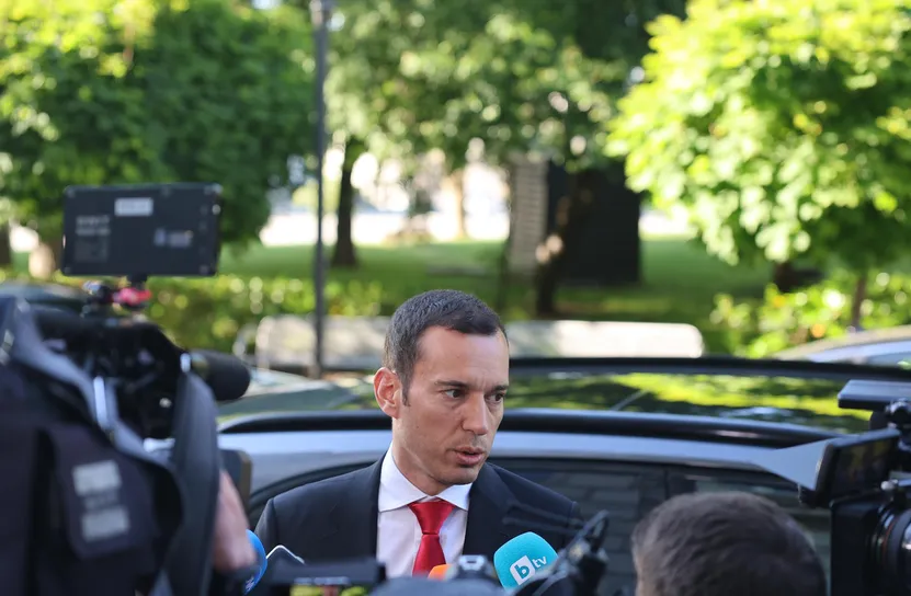 Васил Терзиев: Децата не трябва да понасят последствията от транспортната криза